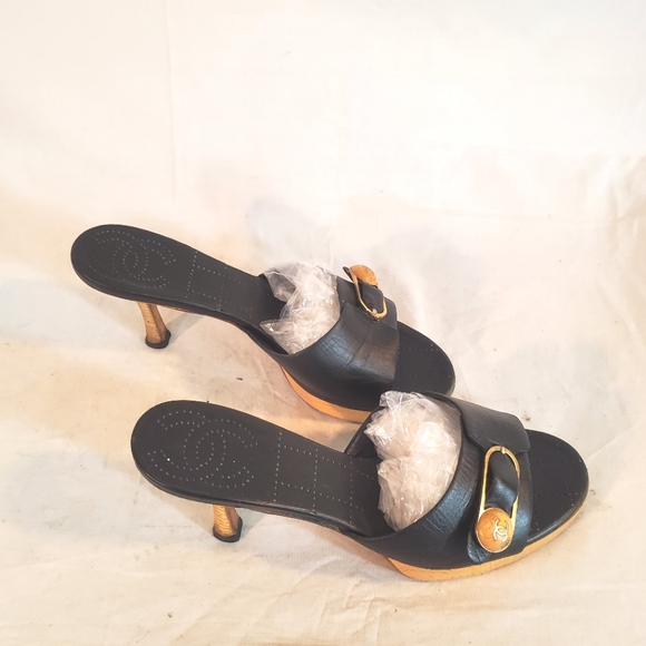 Vintage Chanel Women’s 39.5 Black Logo Leather Open Toe Sandals Heels - Picture 3 of 15